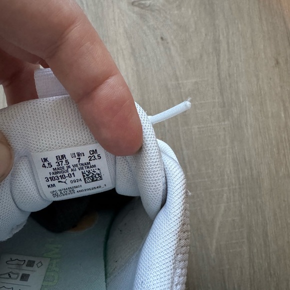 PUMA Women's Softride Sneaker - Picture 6 of 8